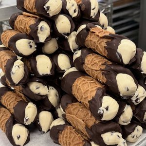 Jennifer Lee's Gourmet Bakery photo 2