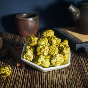 Real Tea Popcorn by Hearties | Snack Souvenir｜Gluten-free, Butter or Dairy Free | 真茶葉爆米花 | 茶香爆米花 | 伴手禮 | 無麩質 | お土産 | 기념품 가게 photo 1