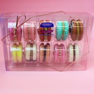 Sweet Velvet Macarons photo 5