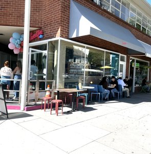 Sweetfin photo 2